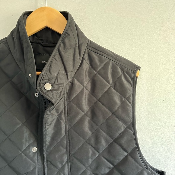 Banana Republic Thin Charcoal Vest Size M - Picture 2 of 5